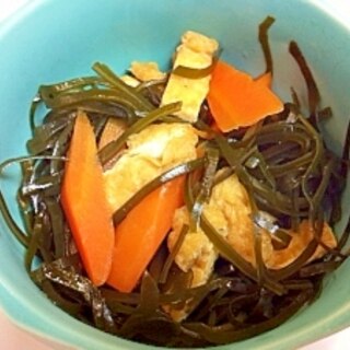 厚揚げと切り昆布の煮物